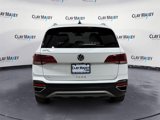 Used 2024 Volkswagen Taos SE image 4