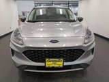 Certified 2022 Ford Escape SE image 2