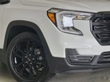 Certified 2022 GMC Terrain SLE w/ Driver Convenience Package image 3