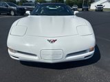 Used 2004 Chevrolet Corvette Coupe w/ Preferred Equipment Group image 2