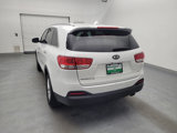 Used 2016 Kia Sorento LX w/ LX Convenience Package image 6