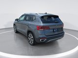 Certified 2022 Volkswagen Taos SE image 5