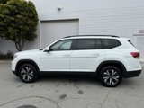New 2025 Volkswagen Atlas SE image 2