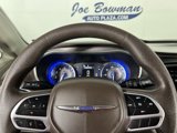 Used 2019 Chrysler Pacifica L image 4