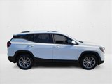 Used 2022 GMC Terrain SLT image 4