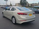 Used 2017 Hyundai Elantra SE image 3