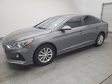 Used 2018 Hyundai Sonata SE image 2