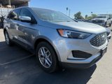 Used 2023 Ford Edge SEL image 2