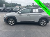 Used 2022 Hyundai Kona SEL image 2