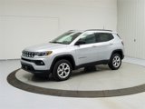 New 2025 Jeep Compass Latitude image 3