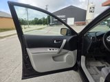 Used 2011 Nissan Rogue SV image 4