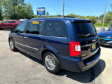 Used 2014 Chrysler Town & Country Touring-L w/ Driver Convenience Group image 2