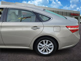 Used 2015 Toyota Avalon XLE Premium image 4