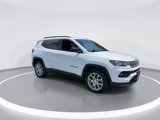 Used 2023 Jeep Compass Latitude image 2
