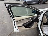 Used 2017 Ford Focus SE image 5