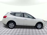 Used 2015 Nissan Rogue S image 2