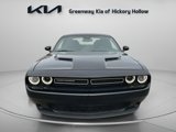 Used 2023 Dodge Challenger SXT image 2