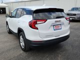 Used 2024 GMC Terrain SLE image 3