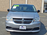 Used 2019 Dodge Grand Caravan SE w/ UConnect Hands-Free Group image 2