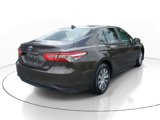 Used 2020 Toyota Camry LE image 4