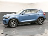 New 2025 Volvo XC40 B5 Core w/ Climate Package image 4
