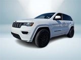 Used 2019 Jeep Grand Cherokee Altitude image 2