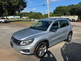 Used 2017 Volkswagen Tiguan Sport image 3