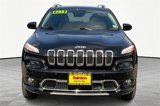 Used 2016 Jeep Cherokee Overland w/ Technology Group image 3
