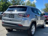 Used 2022 Jeep Compass Sport image 3