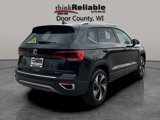 Used 2024 Volkswagen Taos SE w/ Panoramic Sunroof Package image 6