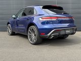 Certified 2024 Porsche Macan image 3