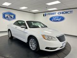 Used 2011 Chrysler 200 Limited image 4