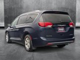 Used 2017 Chrysler Pacifica Platinum image 3
