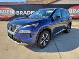 Used 2021 Nissan Rogue Platinum image 3