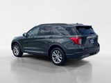 Certified 2022 Ford Explorer XLT w/ Equipment Group 202A image 4