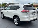 Used 2015 Nissan Rogue SV w/ SV Premium Package image 5