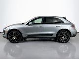 Certified 2024 Porsche Macan image 2