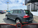 Used 2012 Volkswagen Touareg VR6 image 6