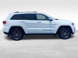 Used 2017 Jeep Grand Cherokee Limited image 2