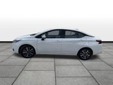 Used 2021 Nissan Versa SV image 2
