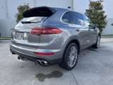 Used 2017 Porsche Cayenne S image 5