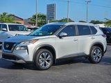 Used 2023 Nissan Rogue SV image 2