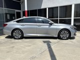 Used 2022 Honda Accord EX-L image 2