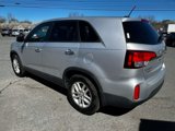 Used 2015 Kia Sorento LX image 4