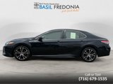 Used 2018 Toyota Camry SE image 2