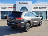 Used 2017 Jeep Grand Cherokee Limited w/ Luxury Group II image 4