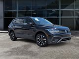 Used 2022 Volkswagen Tiguan S image 2