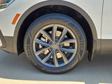 Used 2022 Volkswagen Tiguan SE image 5