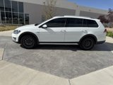 Used 2019 Volkswagen Golf S image 4