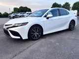 Used 2021 Toyota Camry SE image 2